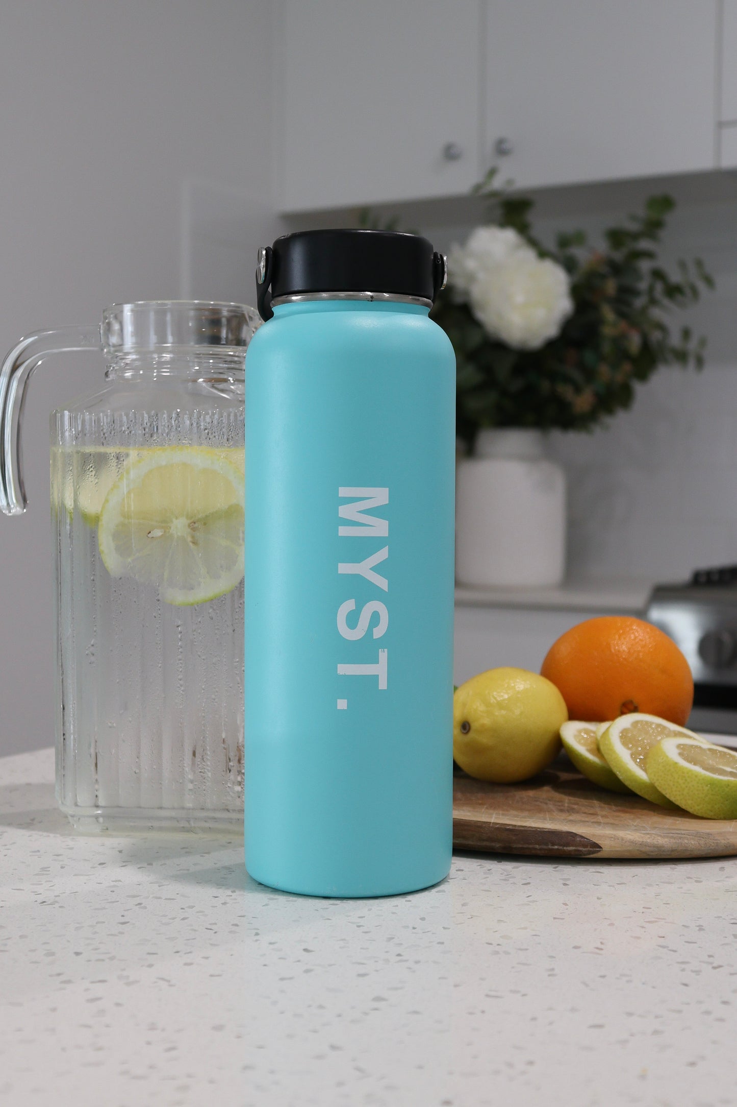 Mint - Insulated Water Bottle (40oz/1.2L)