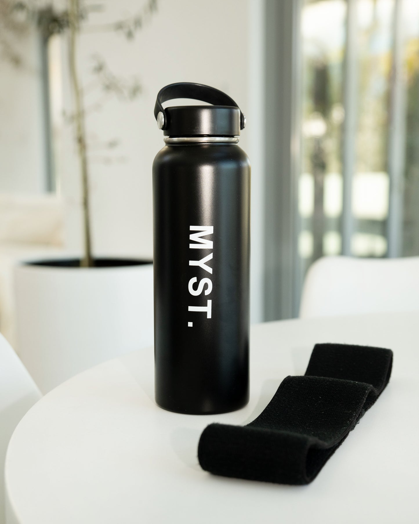 Onyx - Insulated Water Bottle (40oz/1.2L)