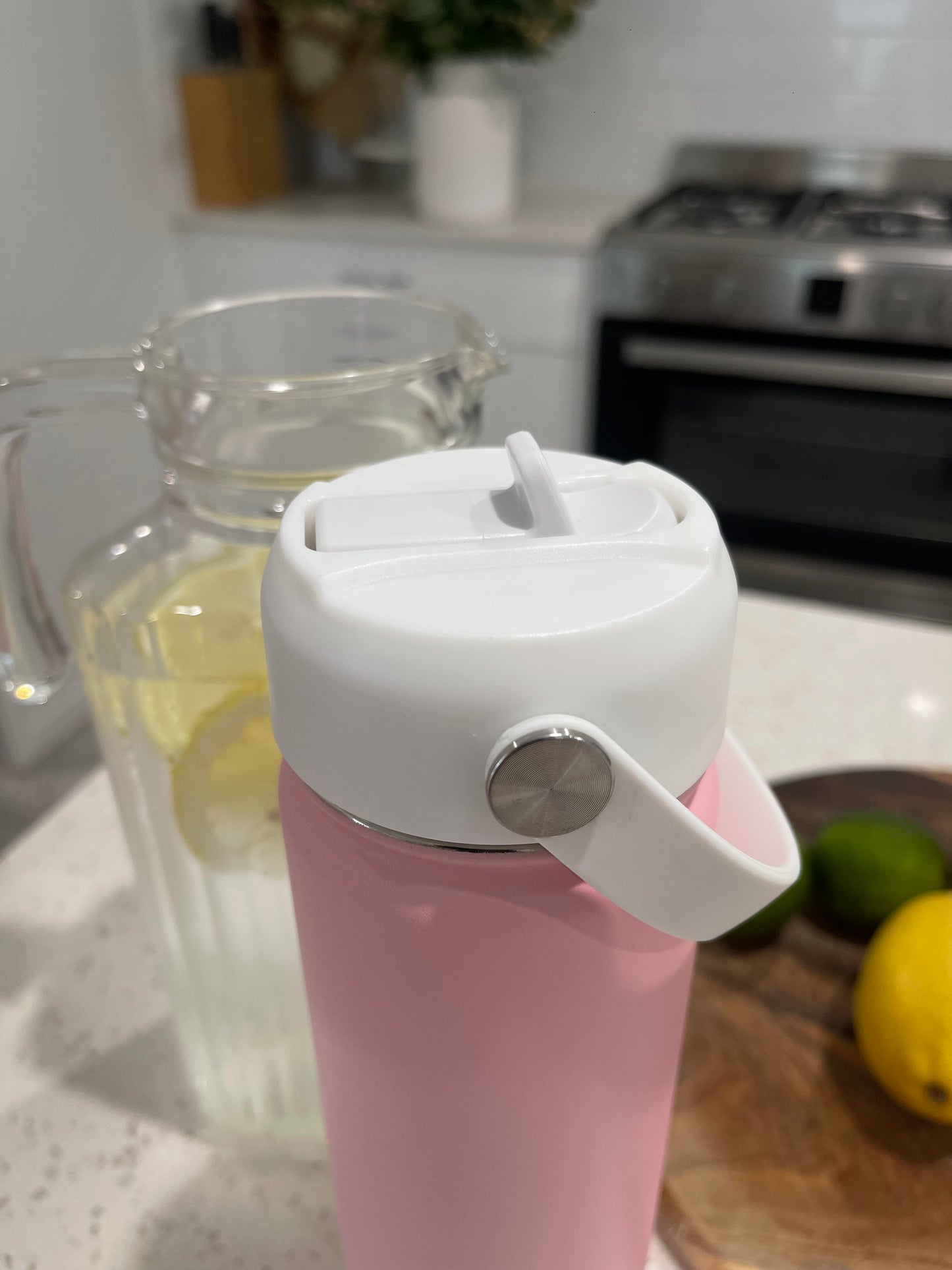 Loop Handle Straw Lid in Snow